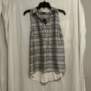 Paisley sleeves tank shirt by The Limited!